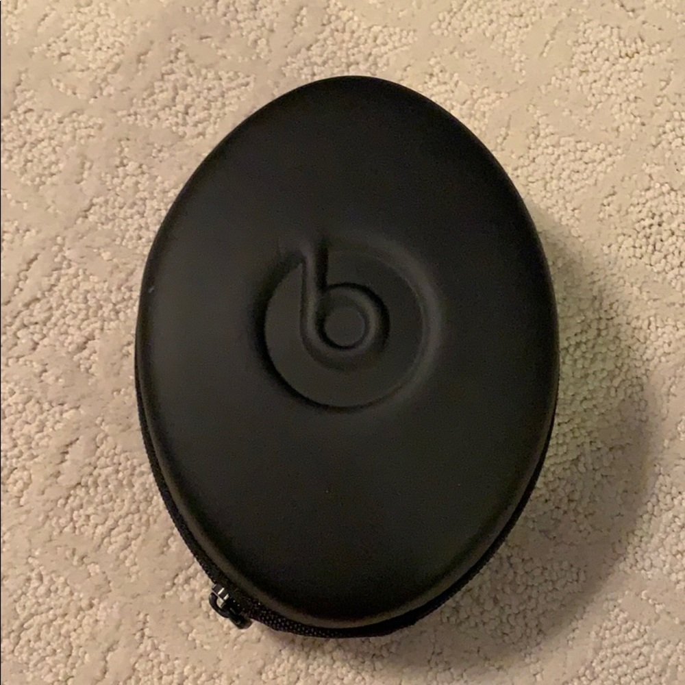 Dr. Dre Green Beats!